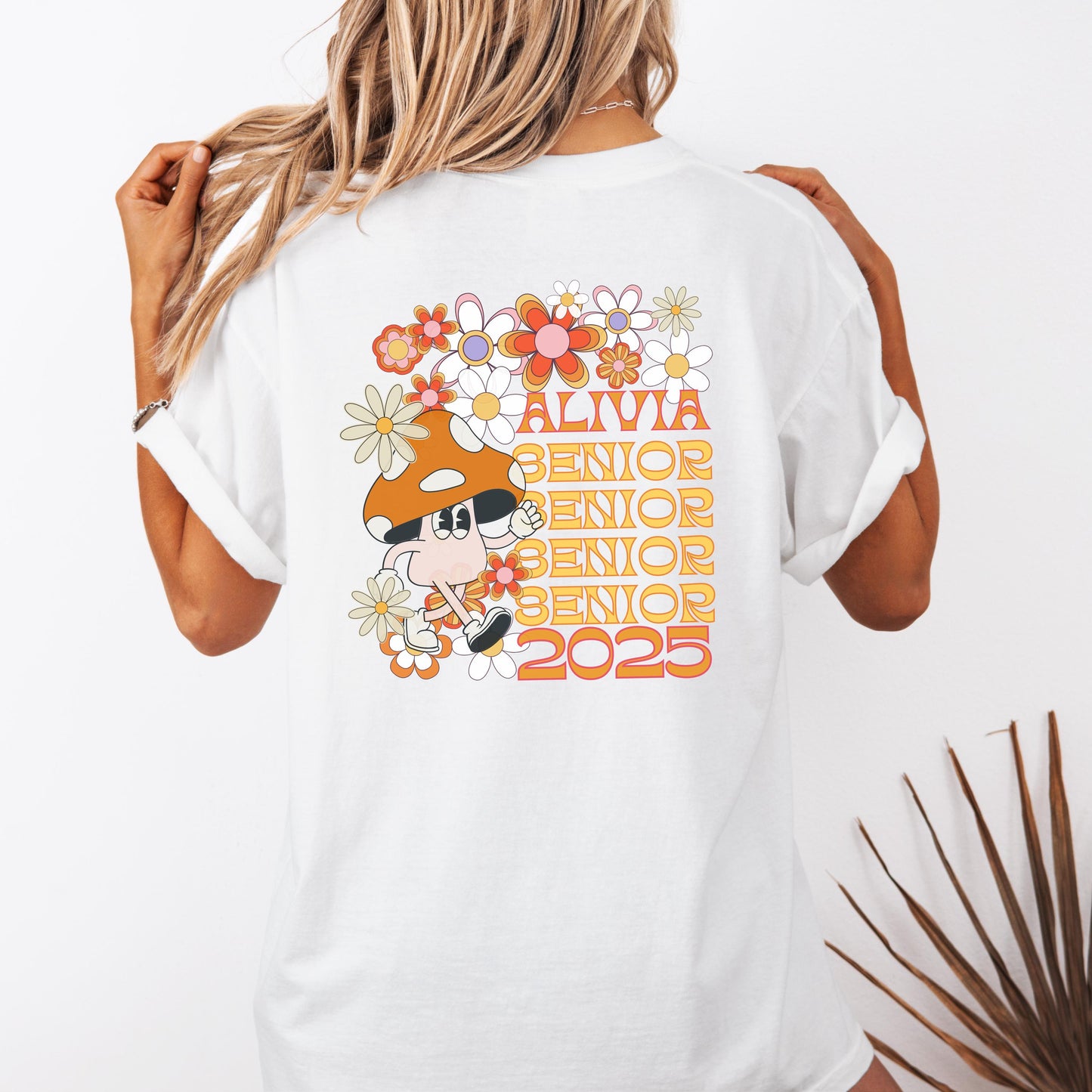 Retro Senior 2025 Shirt | Comfort ColorsĀ® Unisex Tee | Trendy Mushroom Graphic