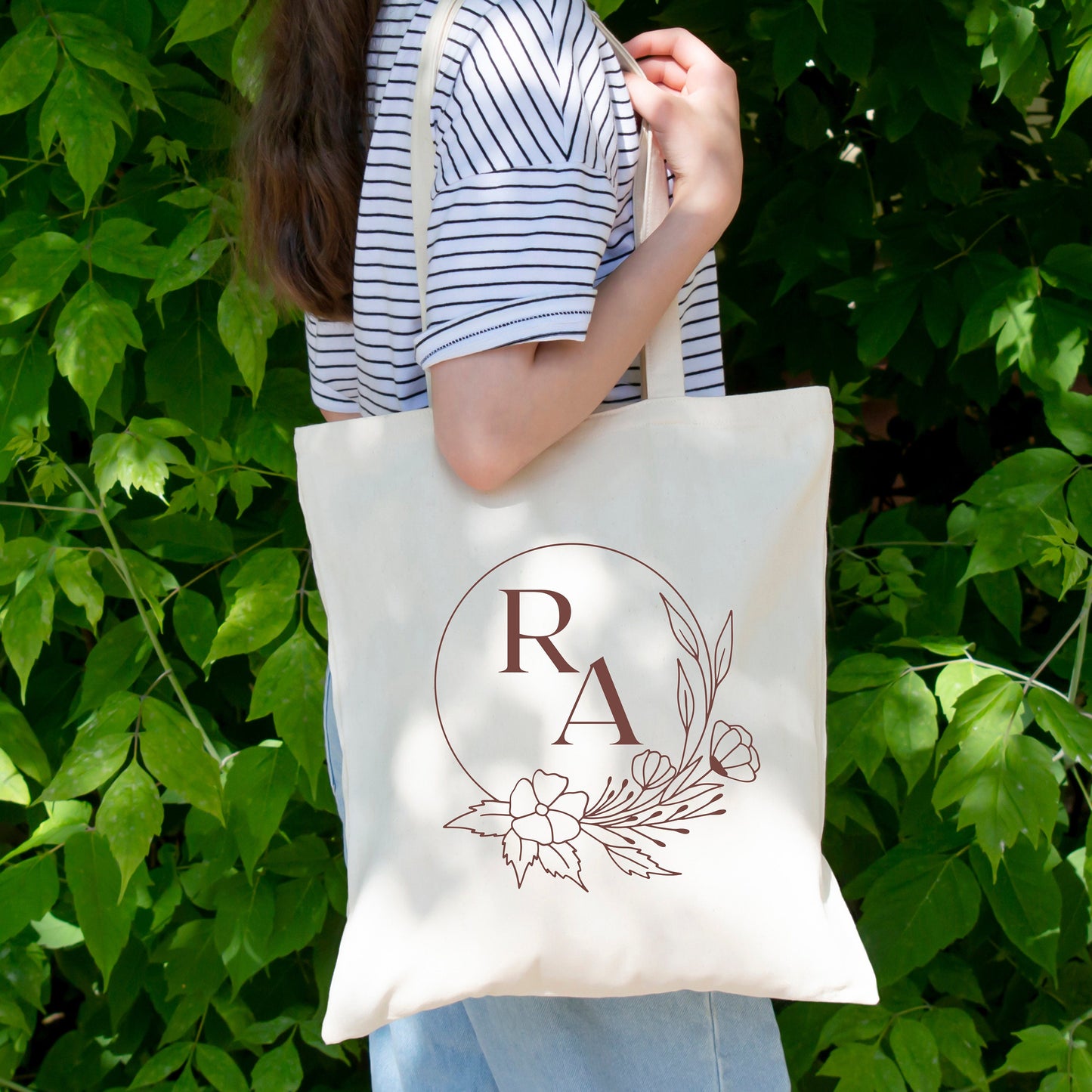 Personalized Tote Bag Gift Bridal Party, Gift for Her Bag, Vacation Party Favor Bag, Trendy Floral Graphic Canvas Bag, Bridesmaids Proposal