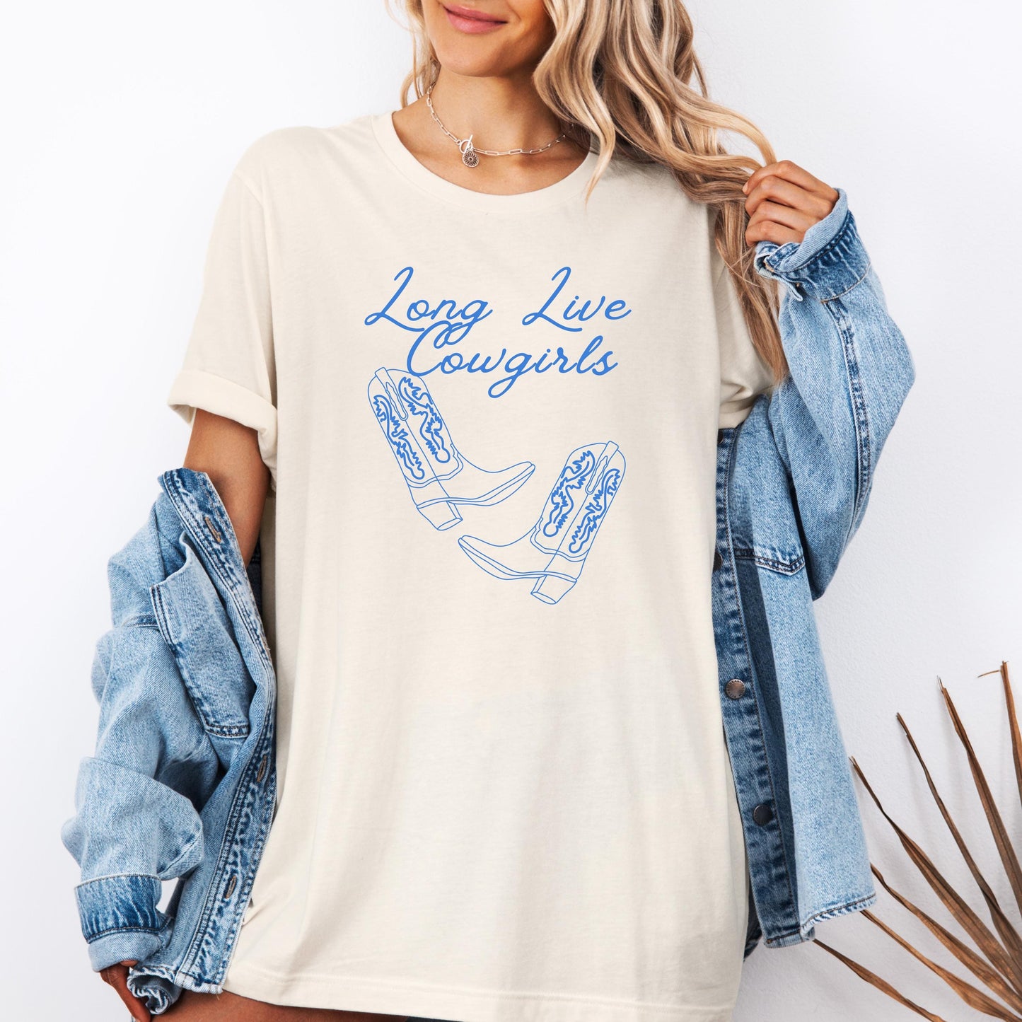 Long Live Cowgirls Shirt โ Vintage Western Cowboy Boots Tee, Country Music Concert Outfit, Bella Canvas Unisex Graphic T-Shirt