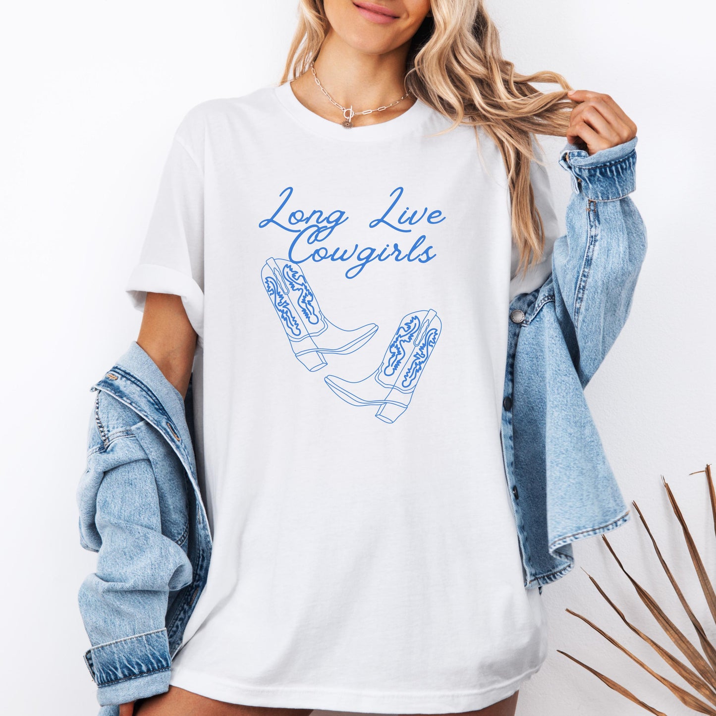 Long Live Cowgirls Shirt โ Vintage Western Cowboy Boots Tee, Country Music Concert Outfit, Bella Canvas Unisex Graphic T-Shirt