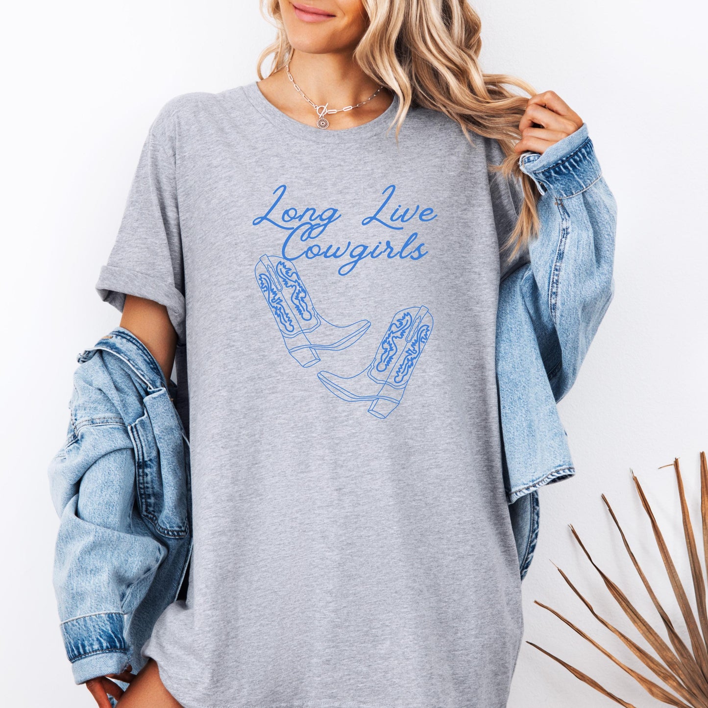 Long Live Cowgirls Shirt โ Vintage Western Cowboy Boots Tee, Country Music Concert Outfit, Bella Canvas Unisex Graphic T-Shirt