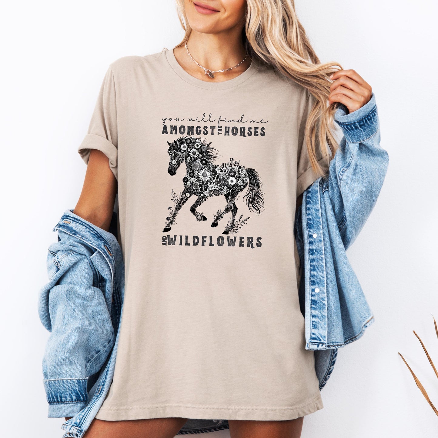 Western Wildflower Horse T-Shirt - Country Equestrian Tee, Floral Horse Graphic, Rodeo Cowgirl Shirt, Boho Western Horse Lover Gift