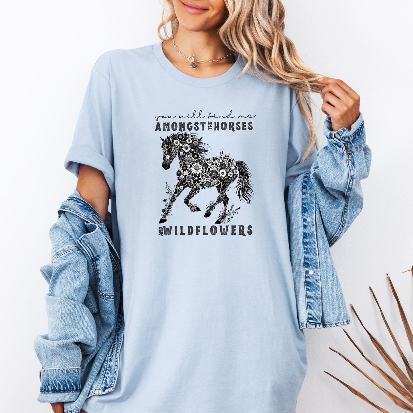 Western Wildflower Horse T-Shirt - Country Equestrian Tee, Floral Horse Graphic, Rodeo Cowgirl Shirt, Boho Western Horse Lover Gift