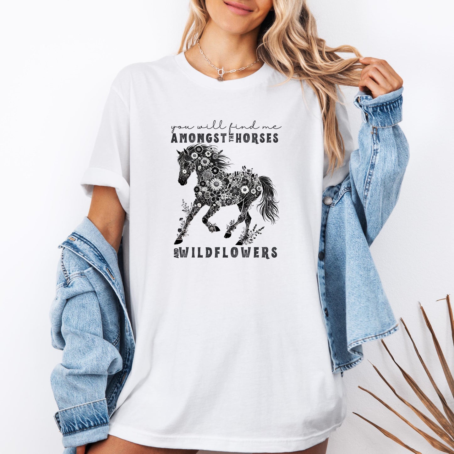 Western Wildflower Horse T-Shirt - Country Equestrian Tee, Floral Horse Graphic, Rodeo Cowgirl Shirt, Boho Western Horse Lover Gift