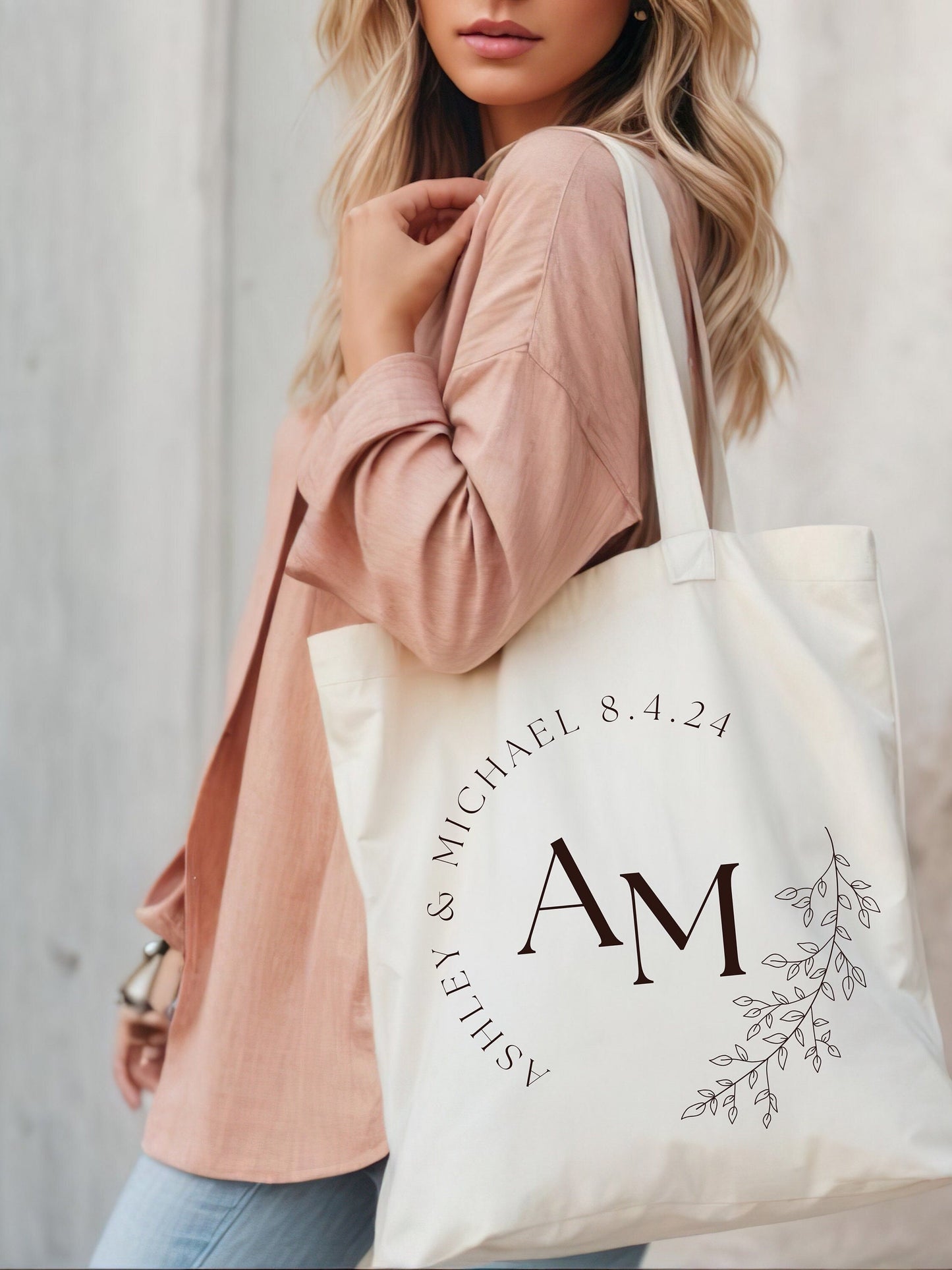 Personalized Bride To Be Gift, Made From Cotton Canvas, Elegant Bag Featuring Wedding Date, Bridal Shower Gift for Her, Custom Bride Tote